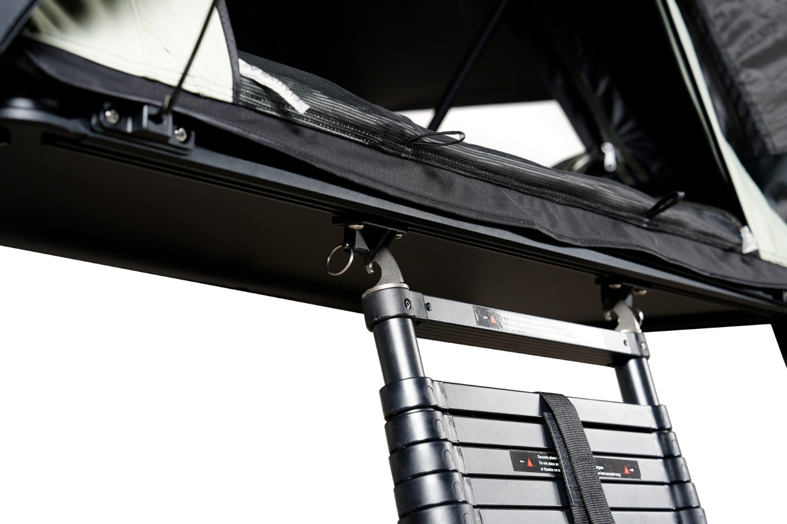 Leiteranschluss des Fjällvila UppVärme Dachzeltes