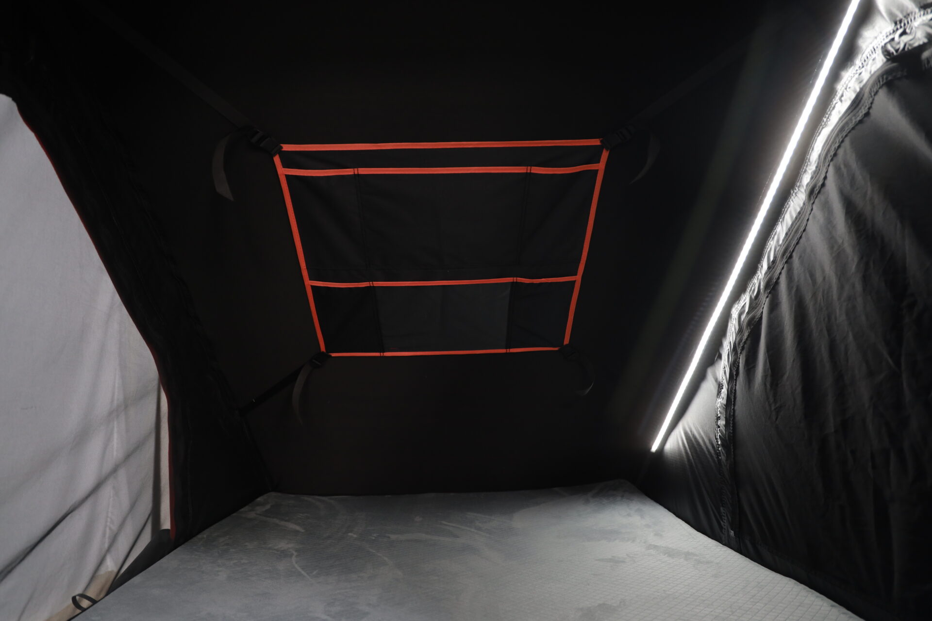 FjällVila UppTäcka Leichtes Softcover-Dreieck-Dachzelt